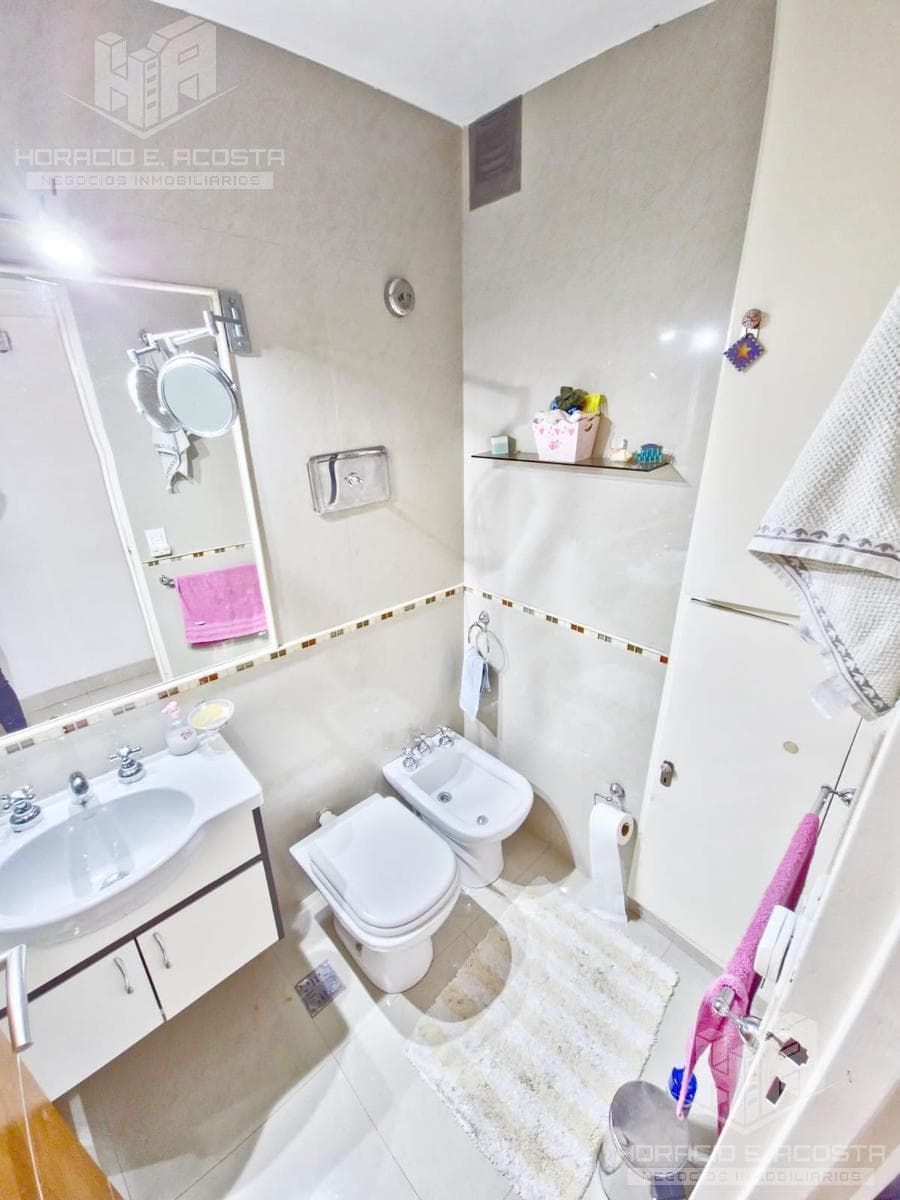 Departamento - Santos Lugares 1