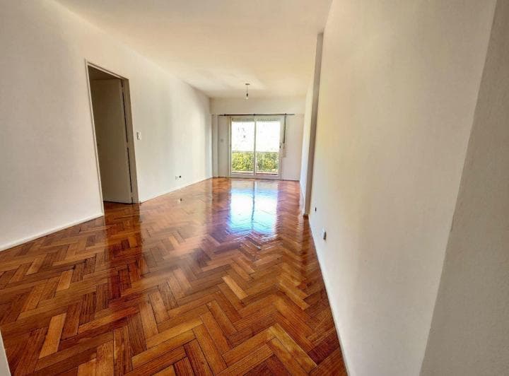 Departamento en alquiler 5 ambientes con cochera Solo uso comercial 1