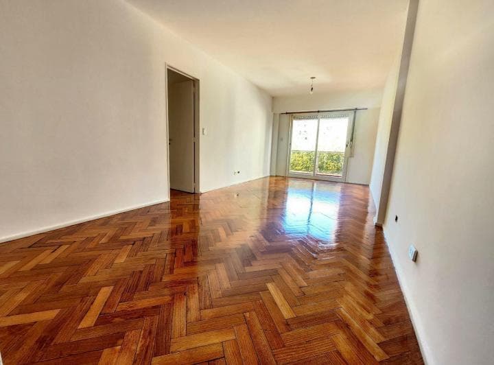 Departamento en alquiler 5 ambientes con cochera Solo uso comercial 2