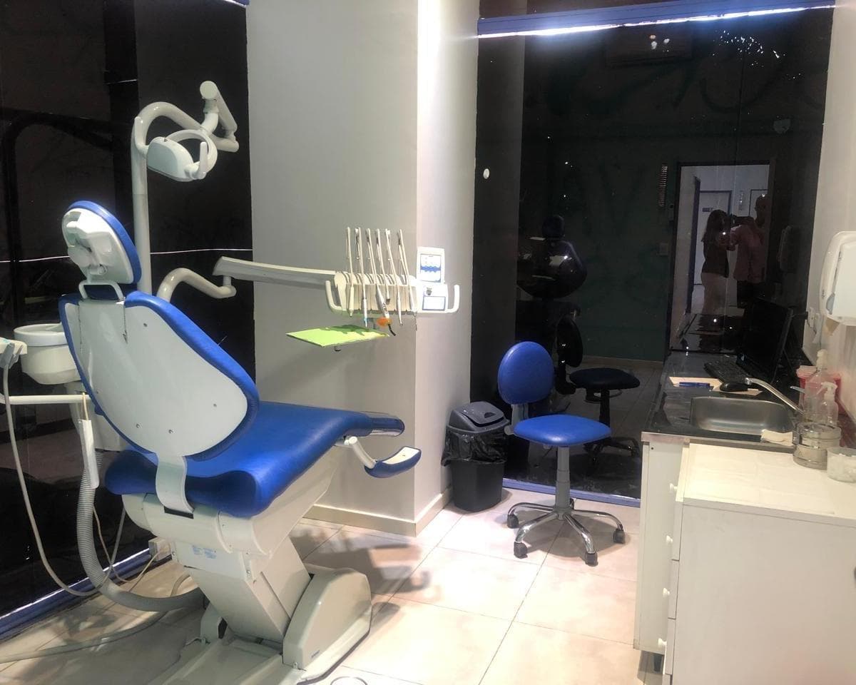 Local en Alquiler Liniers - 20 m de Vidriera - Alto Transito 4