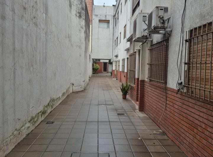 DEPARTAMENTO 2 AMB FRENTE A ESTACION BANFIELD ESTE EN ALQUILER 2
