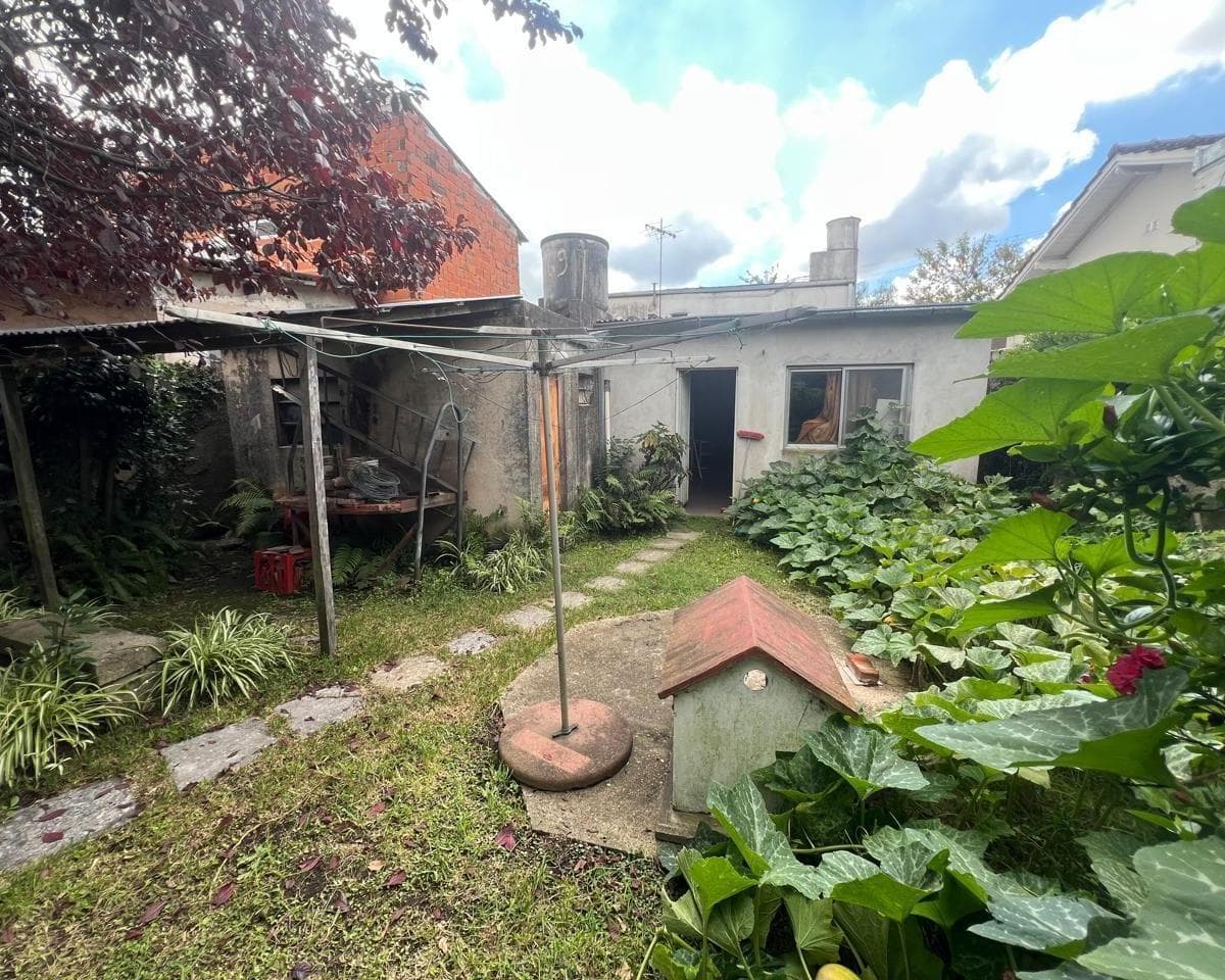 Casa 4 Ambientes. | Aristobulo del Valle Al 1200 4