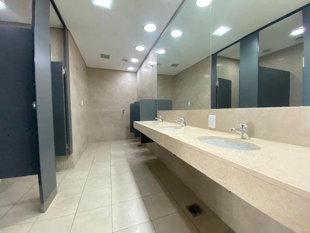 Oficina 275 m², Macacha Guemes 300, Madero Center 3