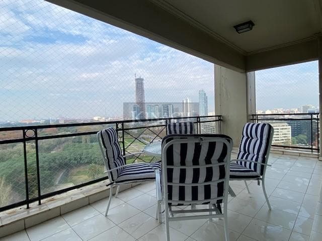 Alquiler Dpto. 3 Dorm. y Dependencia, Chateau de Puerto Madero 2