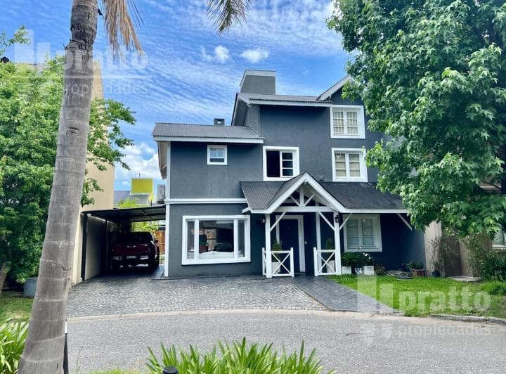 Casa en venta en Tigre Joven de 3 dormitorios mas un playroom en el tercer nivel 1
