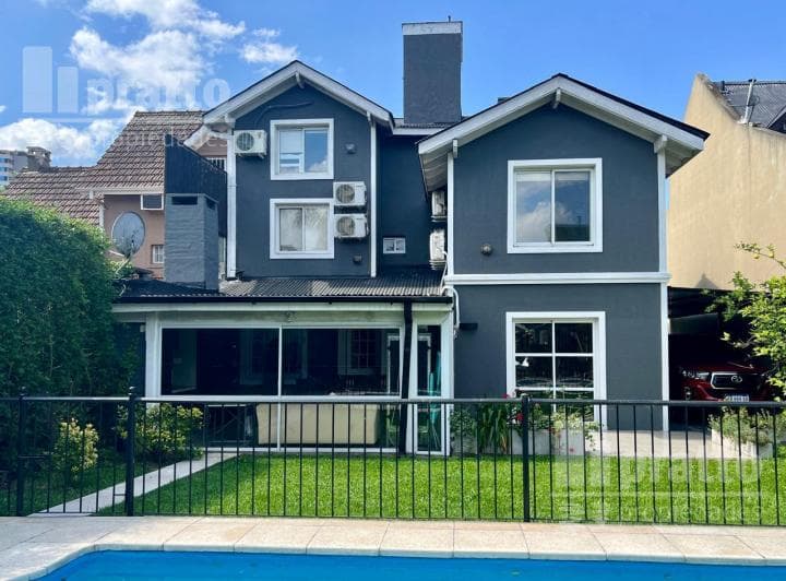 Casa en venta en Tigre Joven de 3 dormitorios mas un playroom en el tercer nivel 2