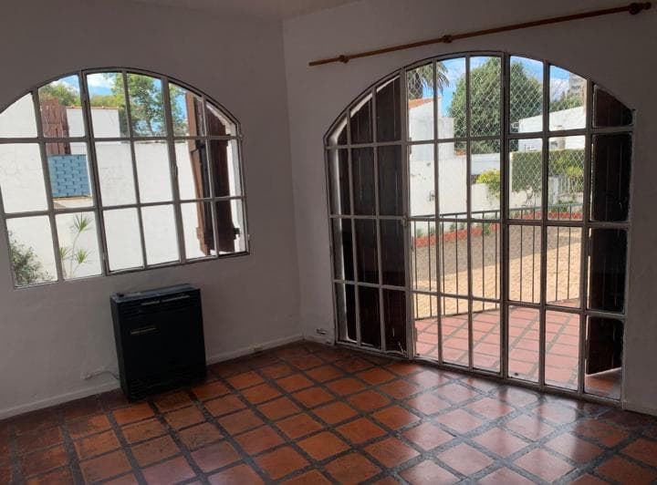 Alquiler departamento 2 ambientes con guarda coche 3