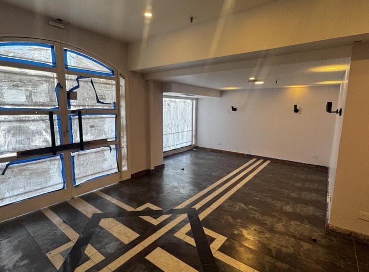 Local comercial en alquiler en Puerto Madero 4