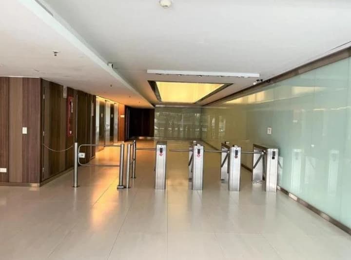Alquiler Oficinas | Italia 415 | Semipiso de 490 m² 4