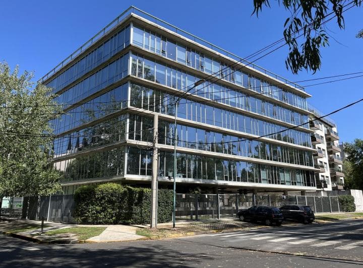 Alquiler Oficinas | Italia 415 | Semipiso de 490 m² 1