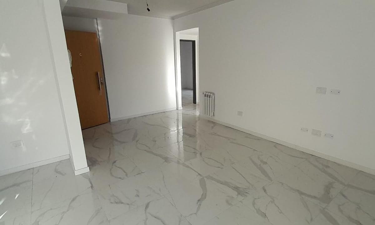 En Venta Hermoso Departamento de 3 Amb a Estrenar, Muy Bien Ubicado F: 9379 2