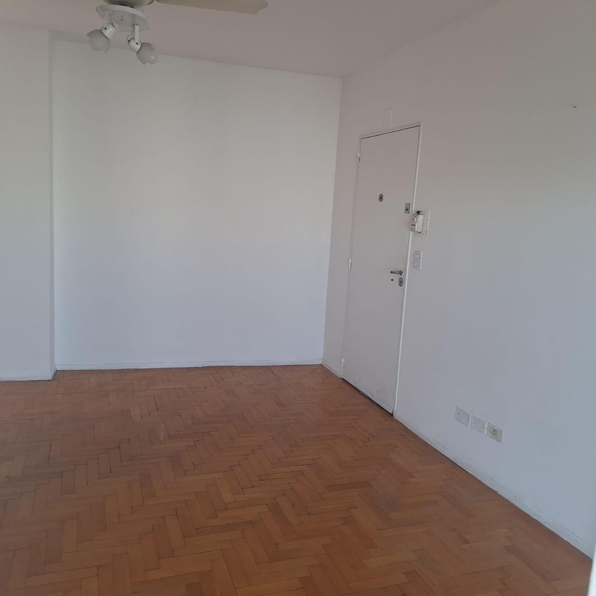 1 Ambiente C/ Balcon Piso Unico 3
