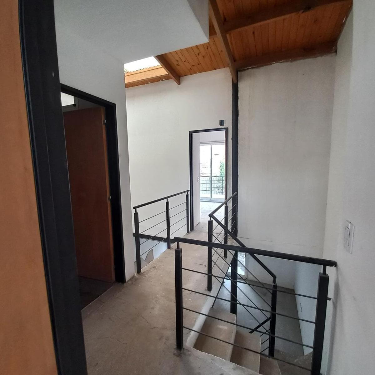 Departamento en Jose León Suarez 1