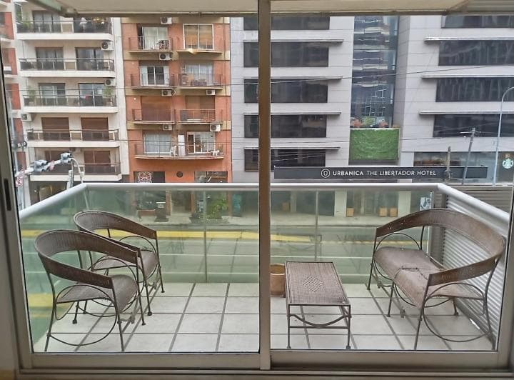 Alquiler Piso Amoblado Libertador 5600 cochera Parrilla Pileta Vigilancia Amenities 4