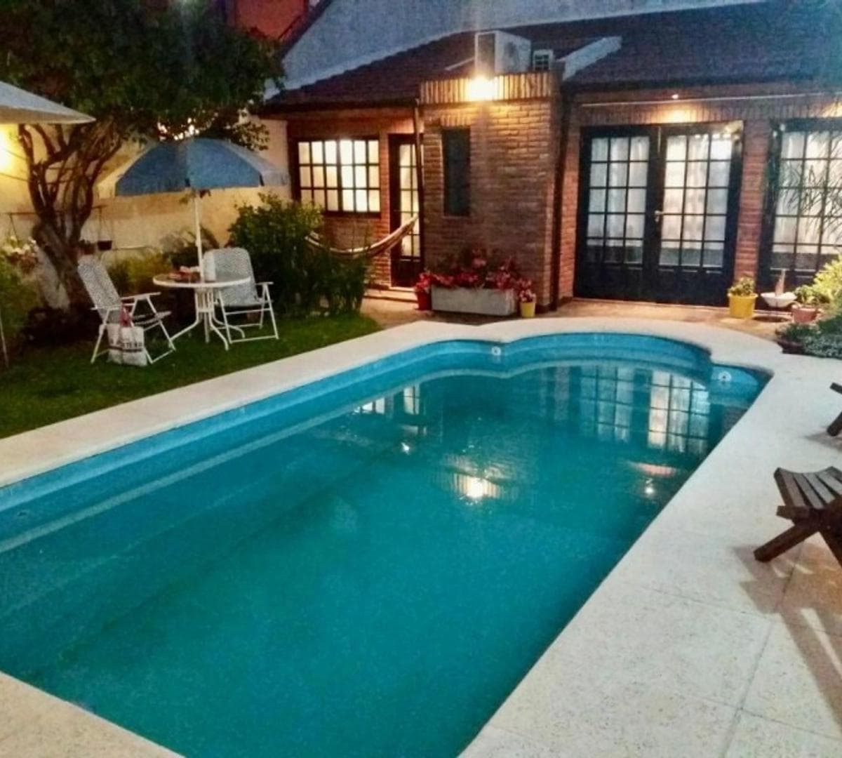 Entrada Independiente, Cochera, parque, Quincho, Piscina 1