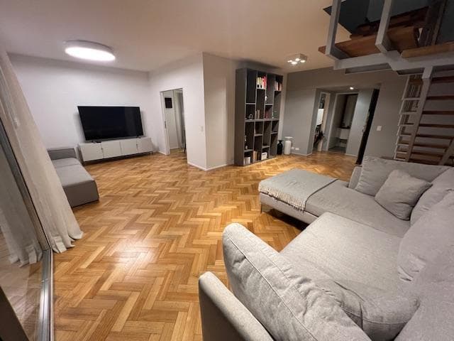 Alquiler Piso en dúplex Muy alto 3 dormitorios con dependencia en Belgrano 3