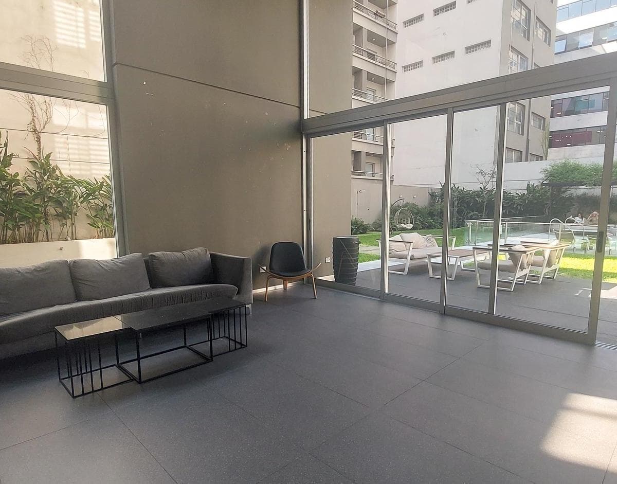Luminoso Monoambiente en Alquiler con Balcón y Excelentes Amenities en La Torre Mysoho 3
