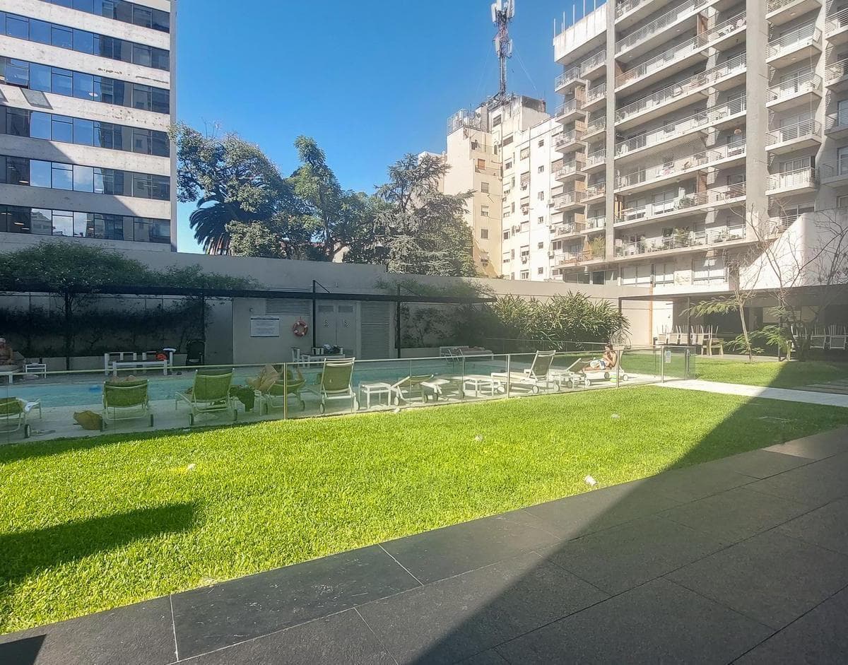Luminoso Monoambiente en Alquiler con Balcón y Excelentes Amenities en La Torre Mysoho 2