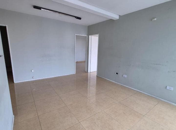 Oficina Comercial -Piso 140m2 c/1 cochera NUÑEZ 1