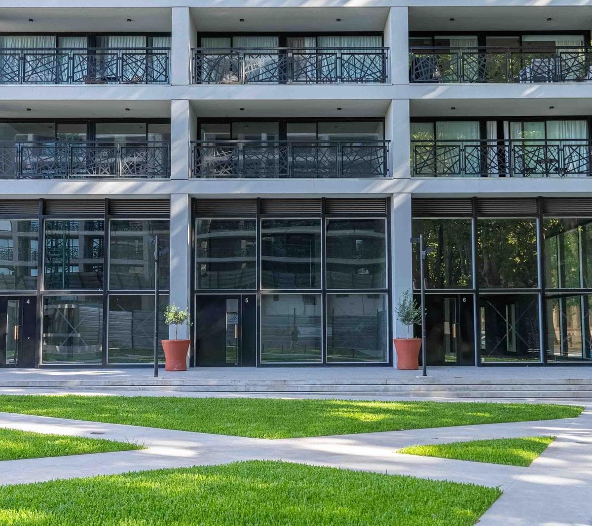 Local Comercial en Torre Residencial Quartier del Bajo 3