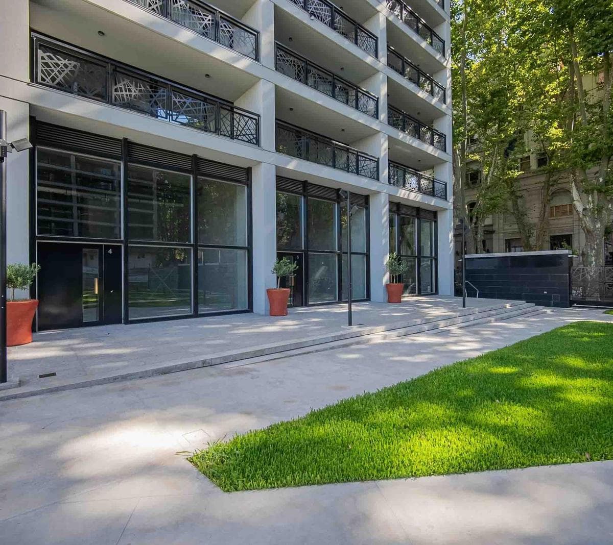 Local Comercial en Torre Residencial Quartier del Bajo 1