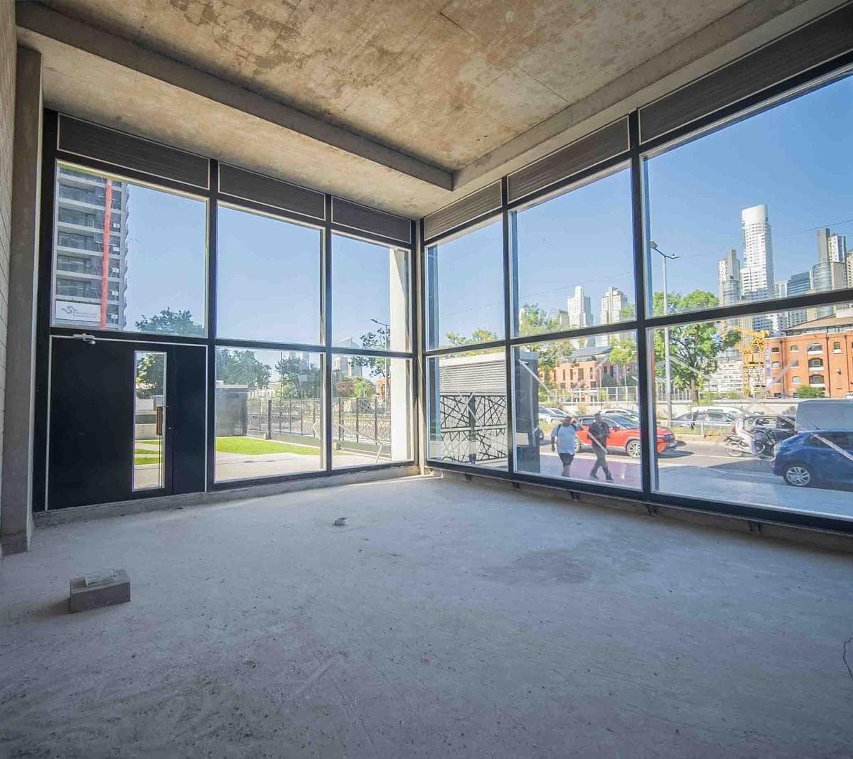 Local Comercial en Torre Residencial Quartier del Bajo 3