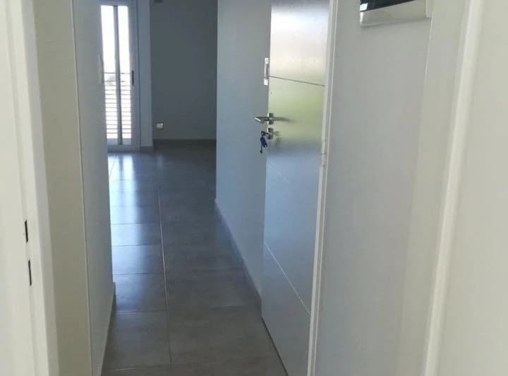 ALQUILER DPTO 2 AMBIENTES MORON 4
