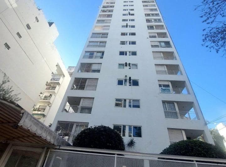 Departamento 2 ambientes. | MONTAÑESES 1951 1