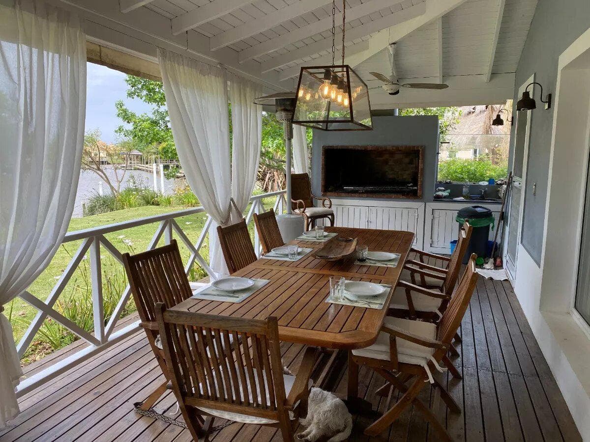 Excelente Casa de Categoria en Barrio Cerrado Isla del Este, Delta San Antonio, Tigre. 3