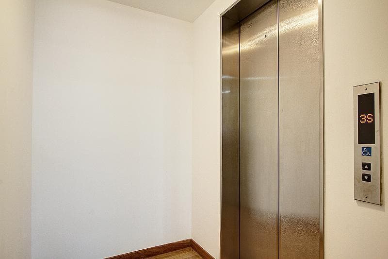 Departamento 2 Ambientes Impecable Luminoso Vistas Frente Cochera Amenities en Puerto Madero 5