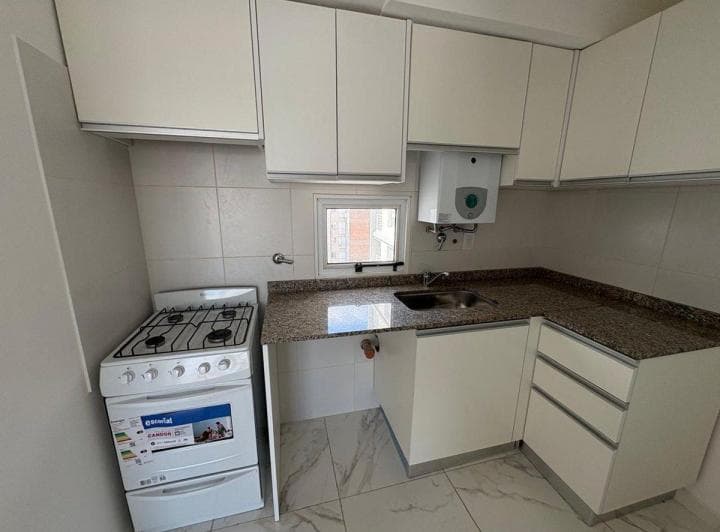 ALQUILER DPTO 1 DORMITORIO Y BALCON ZONA CÉNTRICA 5