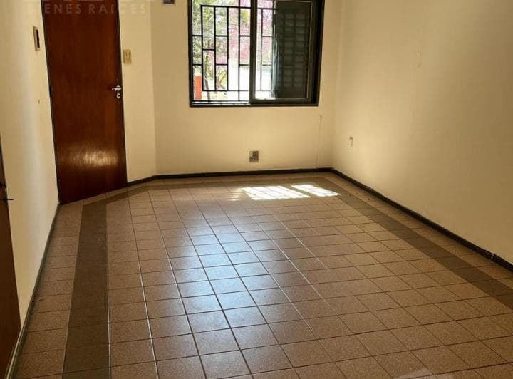 Dpto de Dos dorm en Alberdi Zona Shopping 4