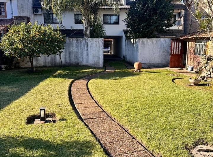 PH EN VENTA EN CARAPACHAY TODO EN PLANTA BAJA 5