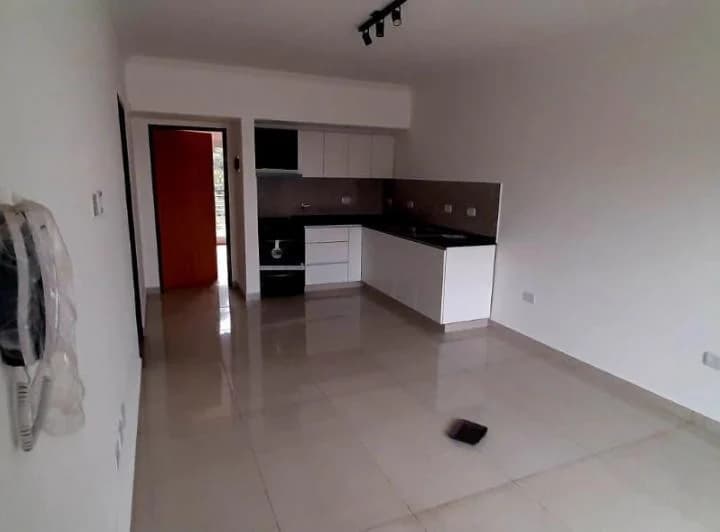 Alquiler Depto 2 Amb en Villa Luzuriaga 5