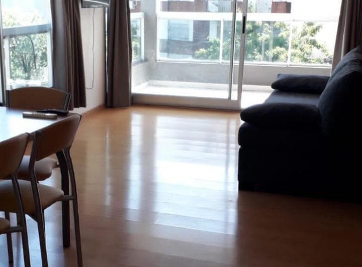 Amplio depto 2 amb, 5 piso c/balcon al fte,  75m2, AMOBLADO, baño y toilette 4