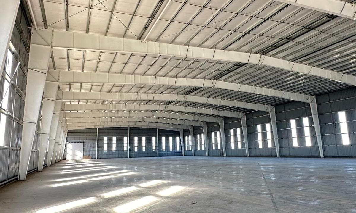 Alquiler 5400 m Cub Polo Industrial Ezeiza Sobre Lote 10.000 m 2
