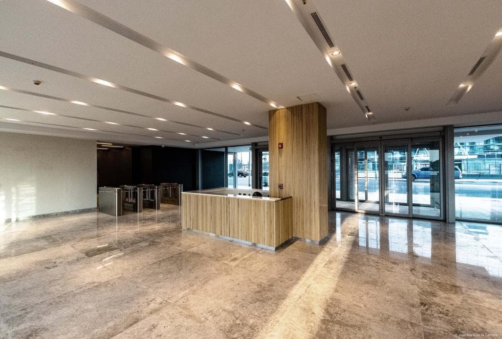 Alquiler - Oficina - Puerto Madero - Dique Norte - 1.219 m² - Planta Libre - 12 Cocheras Fijas 3