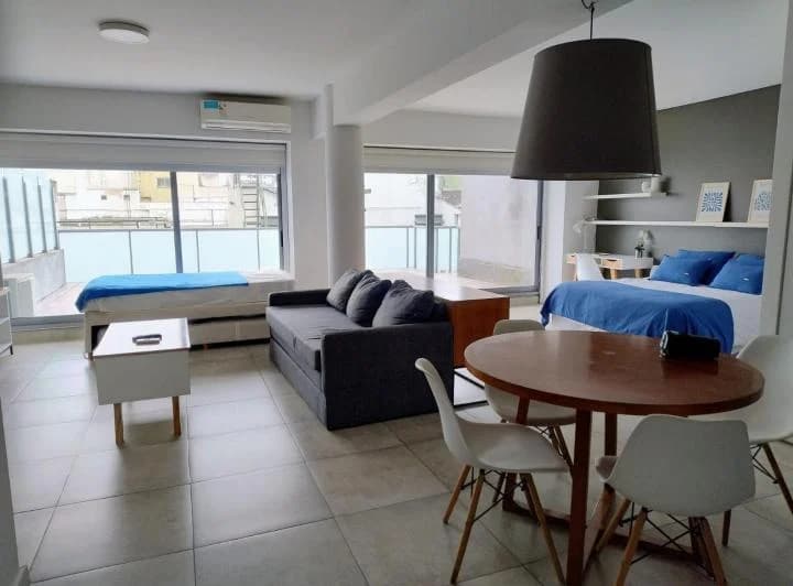 Edificio Hom- Aguero y Av. Santa Fe, 1 amb+Baño Completo+Terraza propia de 40 m2. 2