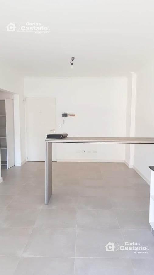 Exc. 2 Amb. a Estrenar con S. U. m. Detalles de Categoría y Confort. (Cochera Fija) 1