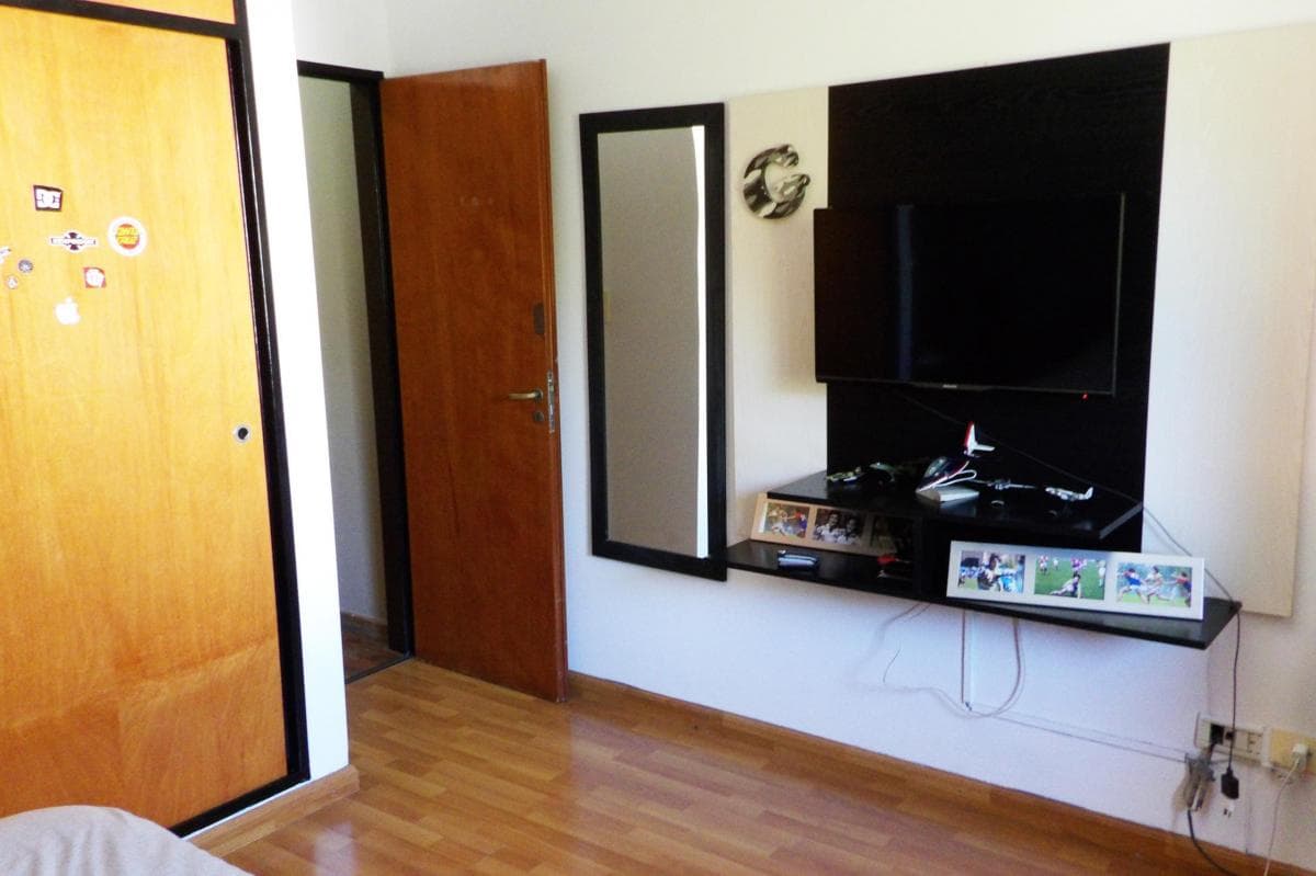 Venta Triplex 3 Dorm. Carapachay 4