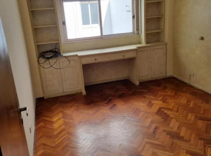 Departamento 4 ambientes con dep en  Belgrano. 4