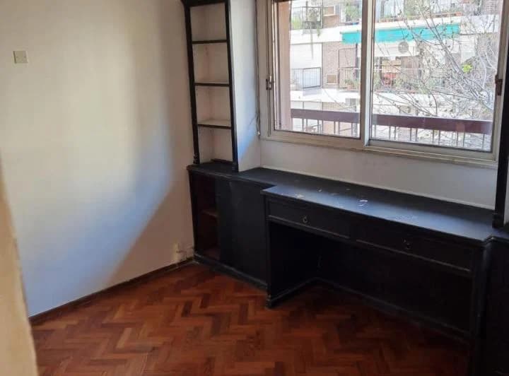 Departamento 4 ambientes con dep en  Belgrano. 5