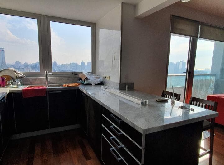 Torres del Yacht 127 m² 3amb Muy Alto! Amoblado y Equipado Impresionantes Vistas 4