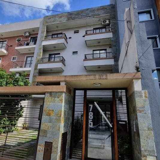 Departamento en alquiler de 2 amb. en Moron Sur 5