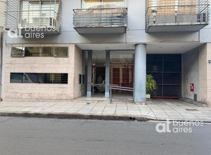 Departamento con patio en Abasto-  Apto profesional - Cochera - Alquiler temporario - 1