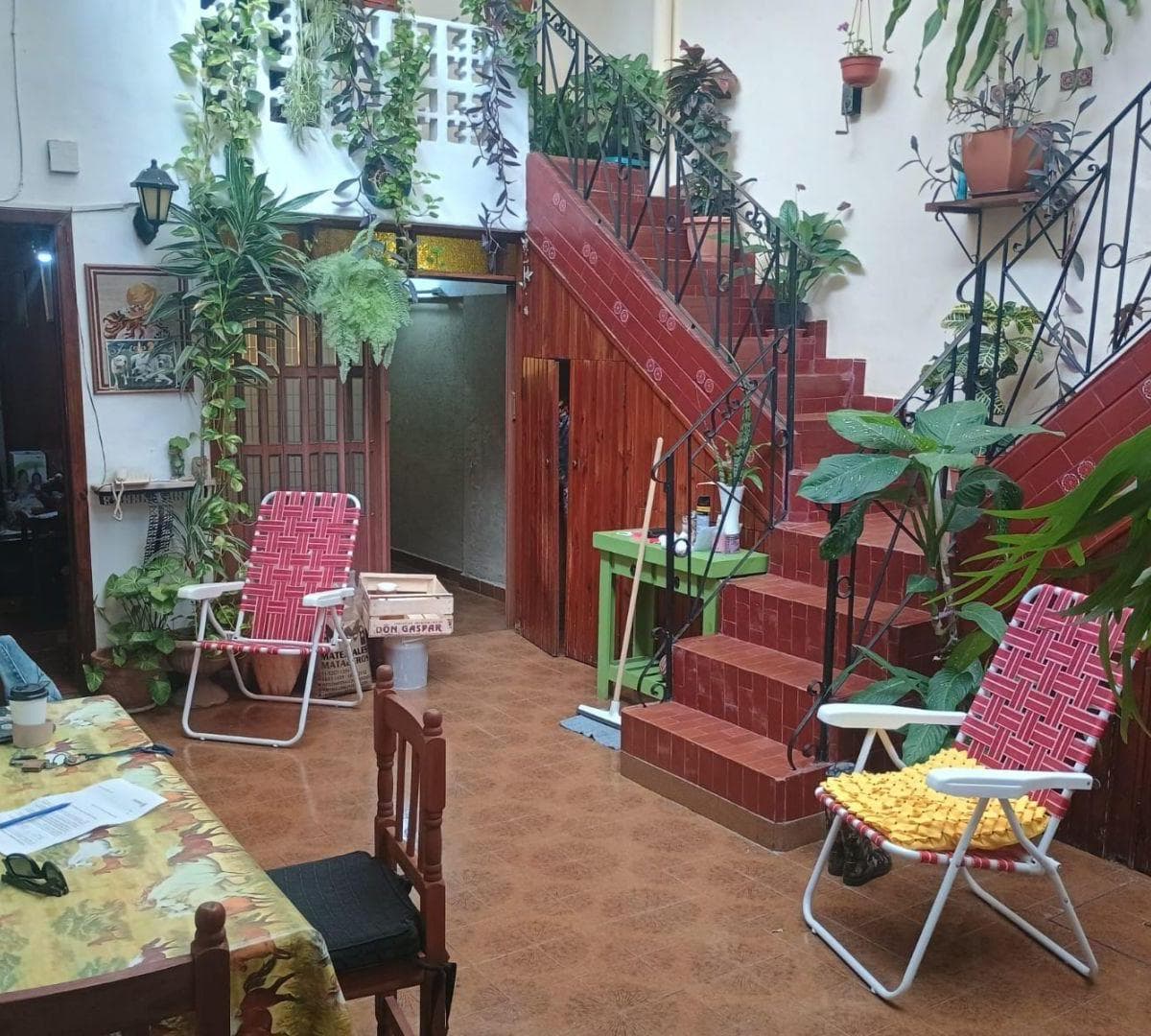 Casa Frente a Plaza Larrazabal, Gatronomía o Profesional 4
