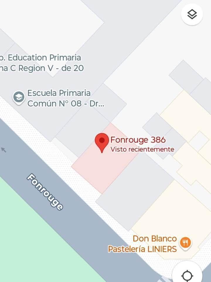 Casa Frente a Plaza Larrazabal, Gatronomía o Profesional 2