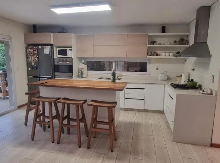 Casa ALQUILER SÓLO ENERO Barrio La Merecida 1