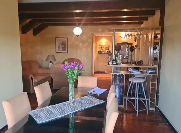 Departamento en venta - 3 Dormitorios 2 Baños - Cochera - 90Mts2 - Santos Lugares, Tres de Febrero 2