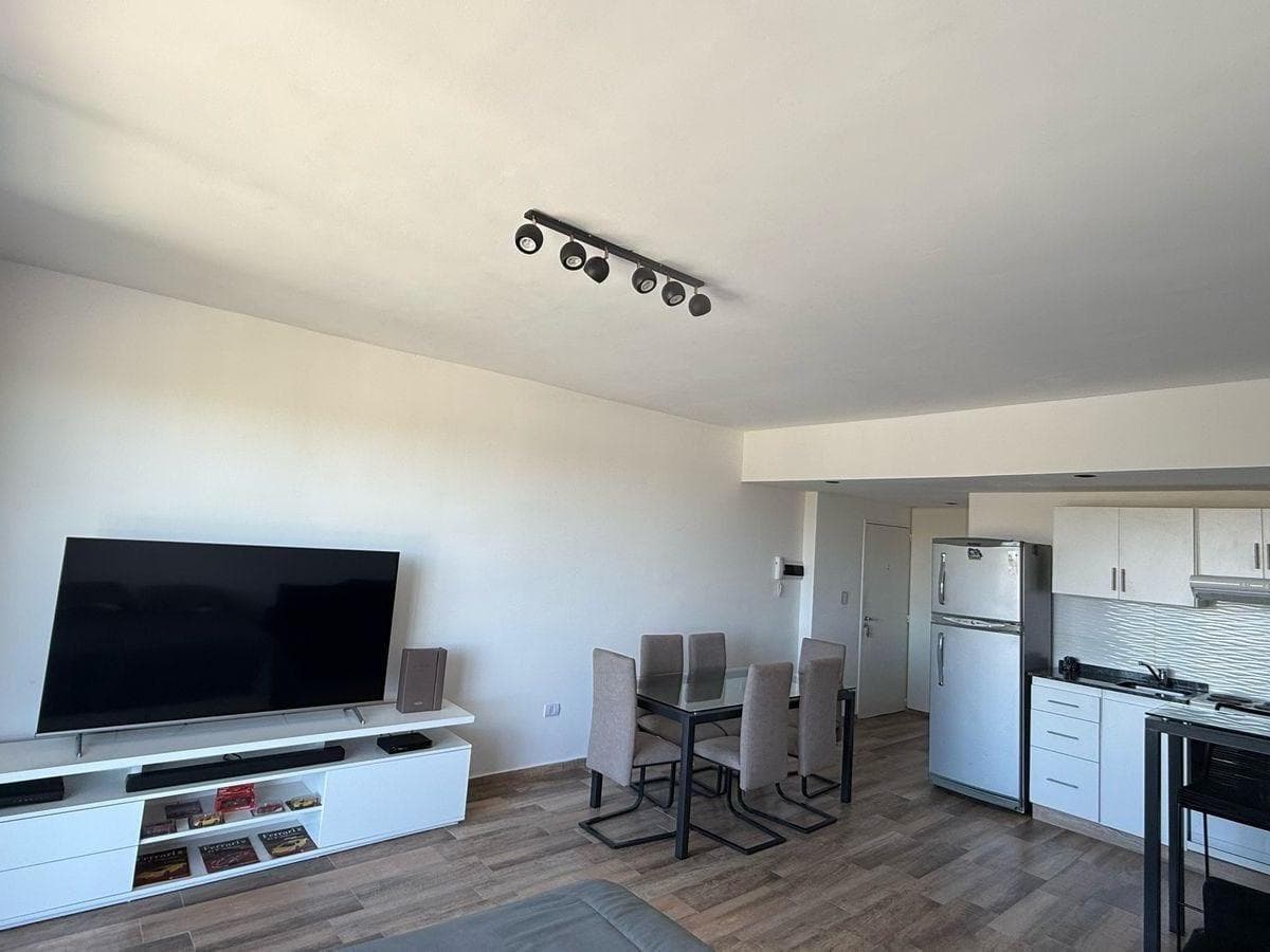 Departamento en Venta en Tigre, G. B. a. Zona Norte, Argentina 4